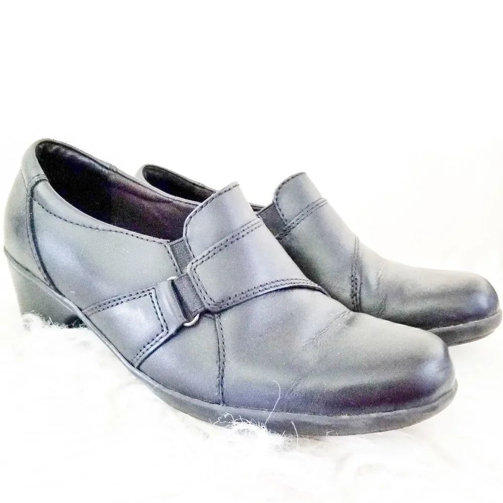 Clark's leather upper comfort shoe